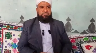 پیکر مولوی شهید یوسف گرگیج در تجمع شبانه مردم زاهدان + عکس