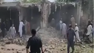 آخرین خبرها از انفجار در مسجد پاکستان/ تعداد کشته‌ها و زخمی‌ها اعلام شد