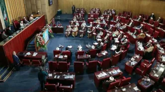 آیت الله موحدی کرمانی با ۹۵ سال سن کاندیدای انتخابات هیات رئیسه مجلس خبرگان می شود؟ / گمانه زنی ها درباره کاندیداتوری علم الهدی