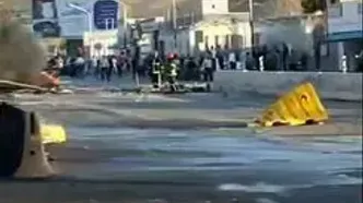 تصادف مرگبار یک تانکر حمل سوخت با تریلی در سنندج؛ ۱۱ نفر جان باختند