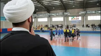 آمادگی جسمانی این طلبه همه را غافلگیر کرد!