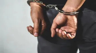 رئیس آموزش‌وپرورش رباط‌کریم بازداشت شد