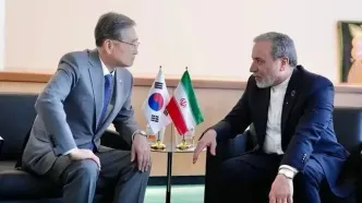 عراقچی در دیدار با وزیر خارجه کره جنوبی: از اقداماتی که به تحرکات غیرقانونی آمریکا در منطقه کمک می‌کند پرهیز کنید