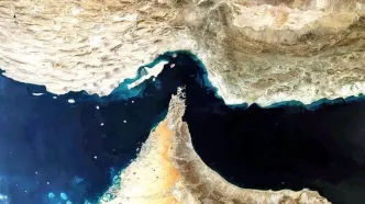 یک منبع مطلع: تنگه هرمز با تفاهم ایران و عمان باز نمی‌شود