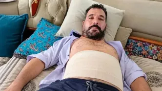 مرد فداکار برای نجات چند کودک خودش را زیر خودرو انداخت / مدال افتخار شایسته این مرد است