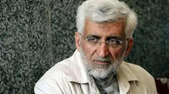 دوستان سعید جلیلی در شب آخر تشییع پیکر رهبر شهید، ۴ میلیون پرچم قرمز را بین جمعیت توزیع کردند/ نگاه امثال او در سیاست خارجی از گذشته تاکنون مبتنی بر «ایده‌آل‌گرایی ناواقع‌گرا» بوده است/ حاکمیت عزتمندانه ایران را از این جنگ فرسایشی خارج کند