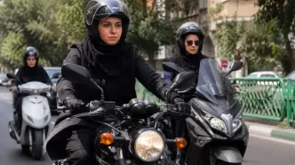 ۸۰۰هزار زن طی دوسال گذشته موتورسیکلت خریده‌اند/ گره گواهینامه برای آنان را با دست باز کنید قبل از آنکه مجبور به گشودنش با دندان شوید