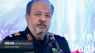 سرپرست وزارت دفاع: به گستره ایران از اعماق زمین تا اوج آسمان به زودی خواهید دید…