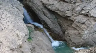 آبشار آینه‌رود دماوند؛ جاذبه‌ای طبیعی برای یک روز طبیعت‌گردی