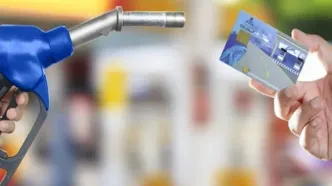 قیمت بنزین نباید از اصلاحات اقتصادی مستثنی بماند/اتصال بنزین به کارت بانکی اشتباه است
