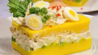 طرز تهیه کائوسا رِیِنا؛ طعم متفاوت پوره سیب‌زمینی در یک غذای پرویی