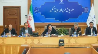 تاکید وزیر راه بر واگذاری زمین به متقاضیان مسکن و تسهیلگری دولت