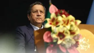 تورم اندکی کم شد