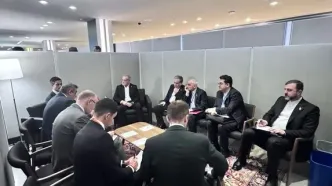دیدار و گفت‌وگوی پزشکیان و نخست‌ وزیر هلند