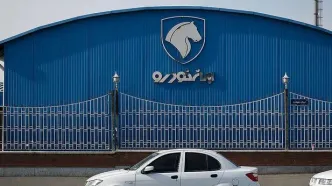 کیهان: دولت و دستگاه قضا با ایران خودرو برخورد کنند