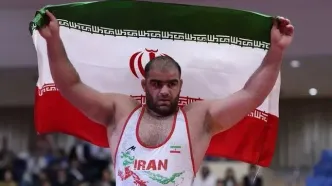 میرزازاده طلایی شد؛ نخستین طلای کشتی فرنگی ایران در ناگویا