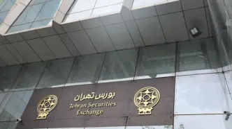بورس همچنان پرقدرت می تازد | رشد ۱۸۴ هزار واحدی شاخص کل | تنها ۳ صف فروش باقی ماند