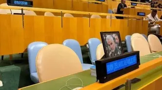 این تصویر حاج قاسم جلوی چشم نتانیاهو در سازمان ملل وایرال شد