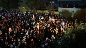 گزارش روزنامه اعتماد از مراسم استقبال از رئیس‌جمهور در بازگشت از نیویورک / مردمی که به استقبال پزشکیان رفتند چه گفتند؟