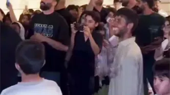 لحظه شیرین خواندن آهنگ بلوچی برای یک مرد بلوچ در شیراز
