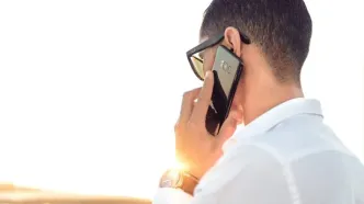 آیا گوشی من به حرف‌هایم گوش می‌دهد؟