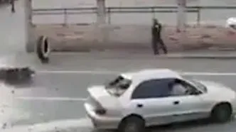 لحظه انفجار لوله آب در خیابانی در نزوئلا