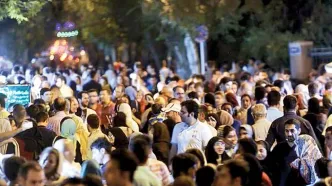 روزنامه جمهوری اسلامی: مردم را به «تحمل بیشتر» دعوت نکنیم