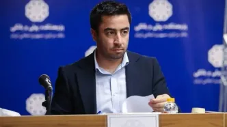 دستیار رئیس کل بانک مرکزی: لزومی ندارد که رانت واردات خودرو به افراد مقیم خارج واگذار شود | چرا باید به مردم داخل کشور اجازه واردات خودرو داده نشود؟