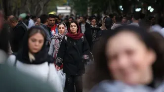 رمزگشایی از پدیده «شاغلانِ فقیر» | پازوکی: اقتصاد ایران نیازمند اصلاحات سه گانه است | خطر حرکت به سمت ابرتورم وجود داردسی