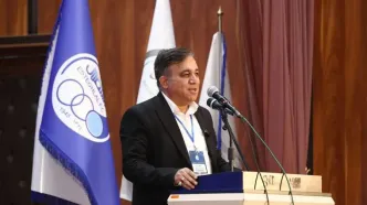 تاجرنیا برخی مسئولان و کارمندان استقلال را با پیامک اخراج کرد