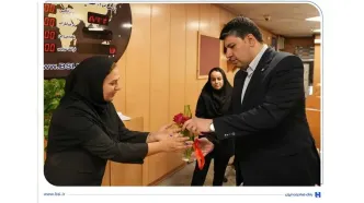 دیدار مدیرعامل بانک صادرات ایران با مشتریان/ بازدید افشین خانی از نقطه آغاز