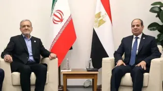 دیدار رئیس‌جمهور مصر با پزشکیان / سیسی از رئیس‌جمهور ایران چه درخواستی کرد؟