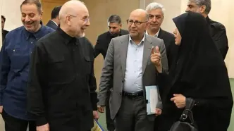 خوش‌وبش نمایندگان با قالیباف در صحن علنی