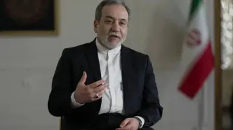 واکنش کنایه آمیز عراقچی به ادعای نخست وزیر انگلیس