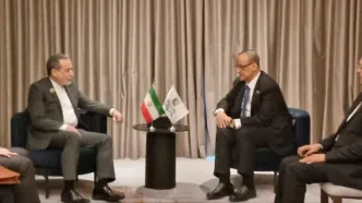 عراقچی با دبیرکل سازمان همکاری‌های اسلامی دیدار کرد