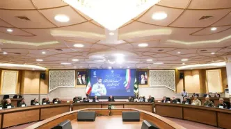 جنگ اقتصادی دشمن را هم با خدمت‌رسانی و همراهی مردم به شکست می‌کشانیم