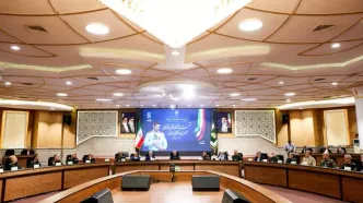 پزشکیان: جنگ اقتصادی دشمن را به شکست می‌کشانیم/ فراجا در جنگ اخیر، هم زینت کشور بود، هم دژ مستحکم