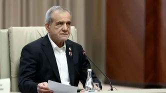 پزشکیان: فرهنگ نماز می‌تواند جامعه را در برابر دشواری‌ها استوارتر کند