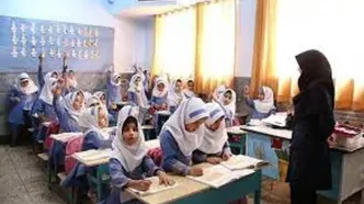 مدارس میدان اصلی جنگ دشمن هستند