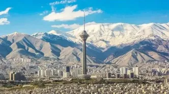 دیوارنگاره برای چین در خیابانی در تهران