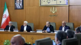ارائه گزارش وزیر امور خارجه از تحولات دیپلماتیک و رایزنی‌های منطقه‌ای در جلسه هیات دولت