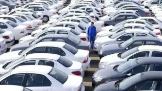 عقب‌نشینی از نرخ ارز گمرکی؛ آیا قیمت خودروهای وارداتی کاهش می‌یابد؟