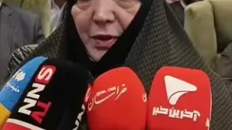 مادر زهرا حداد عادل: رهبر انقلاب در مراسم تدفین رهبر شهید حضور داشتند
