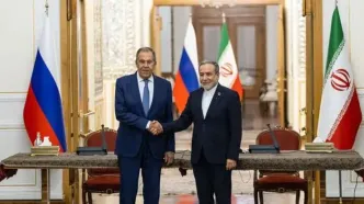عراقچی: رایزنی با روسیه ادامه دارد