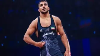 غلامرضا فرخی قهرمان جهان شد/ نخستین طلای کشتی فرنگی‌ ایران در آستانه