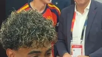 ویدئو: شیطنت ستاره بارسا هنگام صحبت از توپ طلا