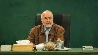 بهبود معیشت مردم و نیرو‌های مسلح دو اولویت مهم هستند