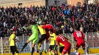 نساجی مازندران 2  - 2 فجرسپاسی / فرار فجر ۱۰ نفره از شکست با تساوی پرگل