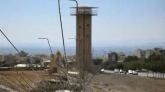 برجک زندان رجایی‌شهر فروریخت/ ویدئو