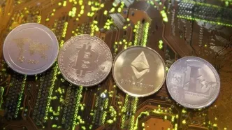 قیمت بیت کوین،تتر و اتریوم امروز چهارشنبه ۶ آبان ۱۴۰۵ / قیمت بیت کوین چند؟ + جدول